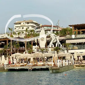 Dine Apartamento Ksamil