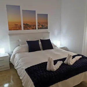 https://la-terraza-de-juana.in-canary-islands.com